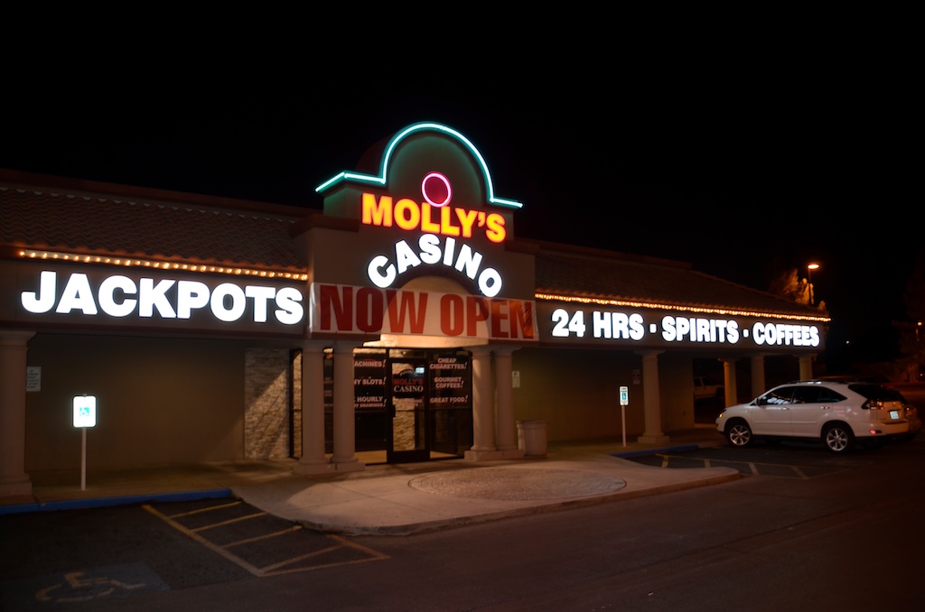 Molly's Casino